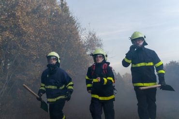 Quais são os perigos de inalar fumaça de incêndio?